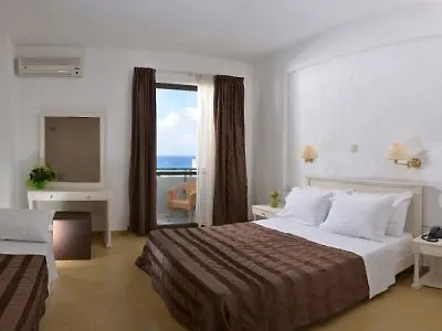 Irini Hotel 3*